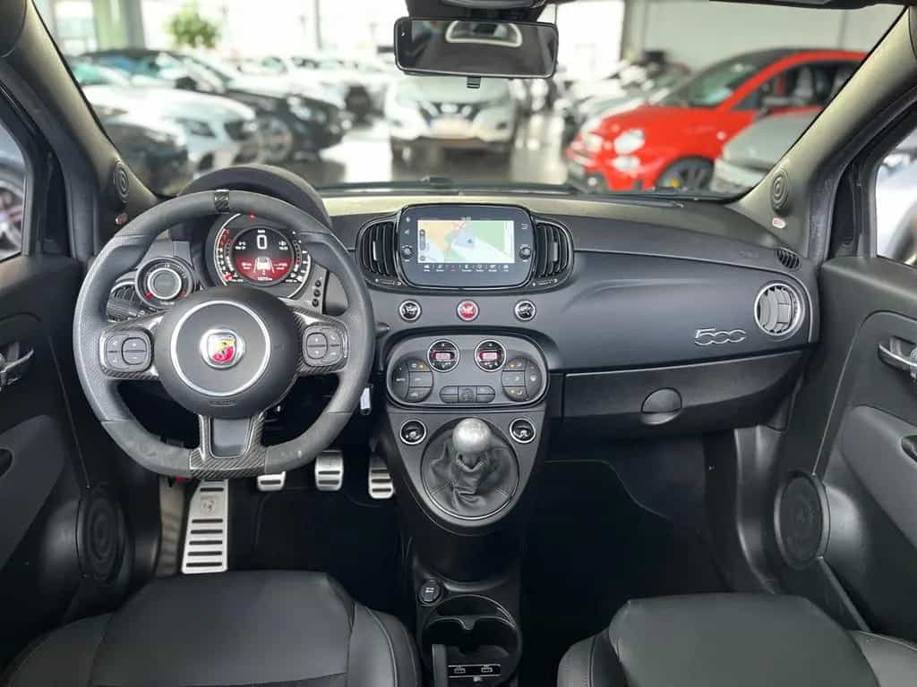 Abarth 695C Cabrio KLIMA NAV BEATS LEDER 03/2024-photo-17