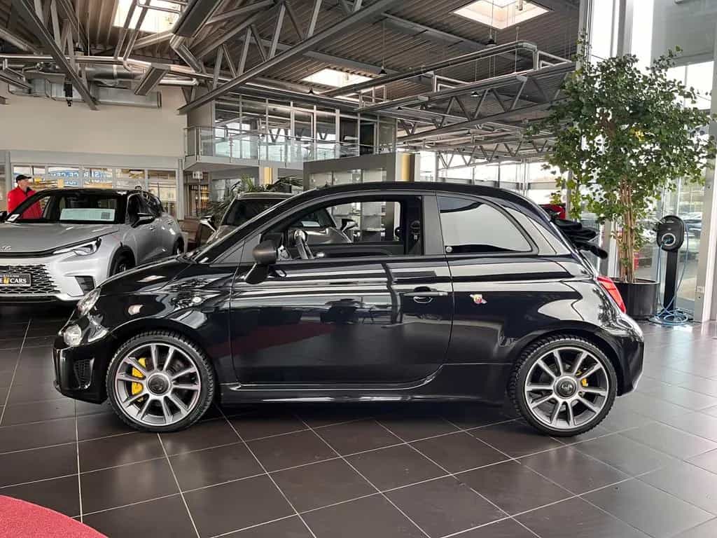 Abarth 695C Cabrio KLIMA NAV BEATS LEDER 03/2024-photo-3