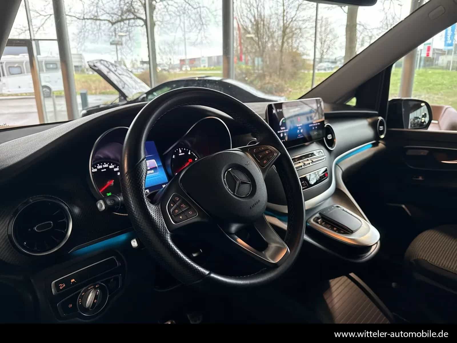 Mercedes-Benz V-Class 300 02/2021-photo-6