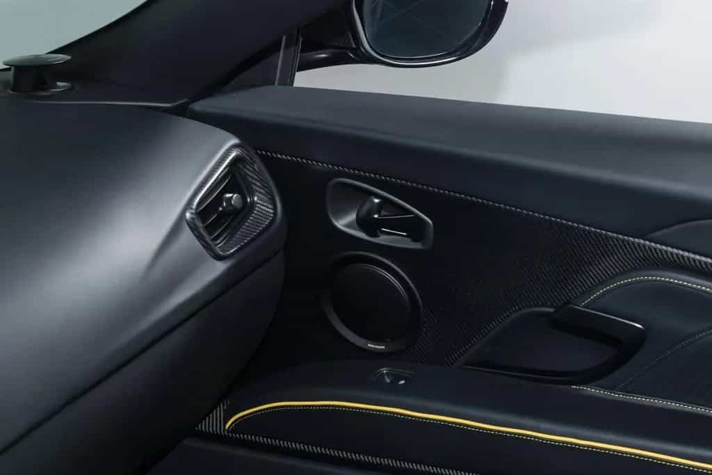 Aston Martin DBS 5.2 V12 Volante 770 Ultimate 08/2023-photo-30