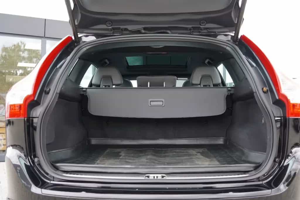 Volvo XC60 Linje Inscription *MIT 2 JAHREN GARANTIE* 06/2016-photo-16