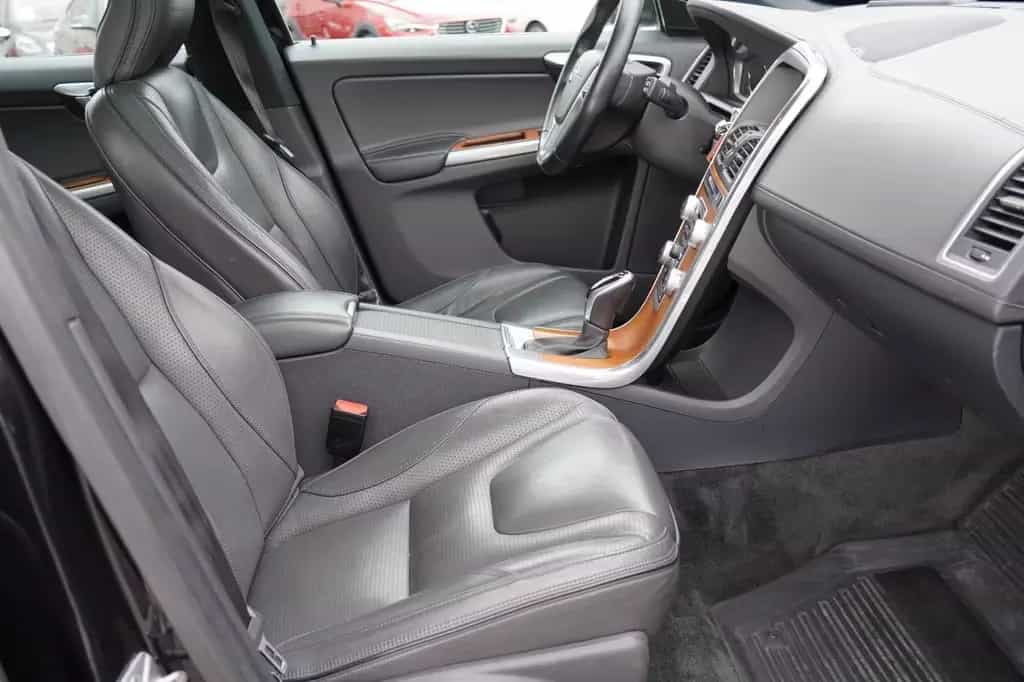 Volvo XC60 Linje Inscription *MIT 2 JAHREN GARANTIE* 06/2016-photo-7