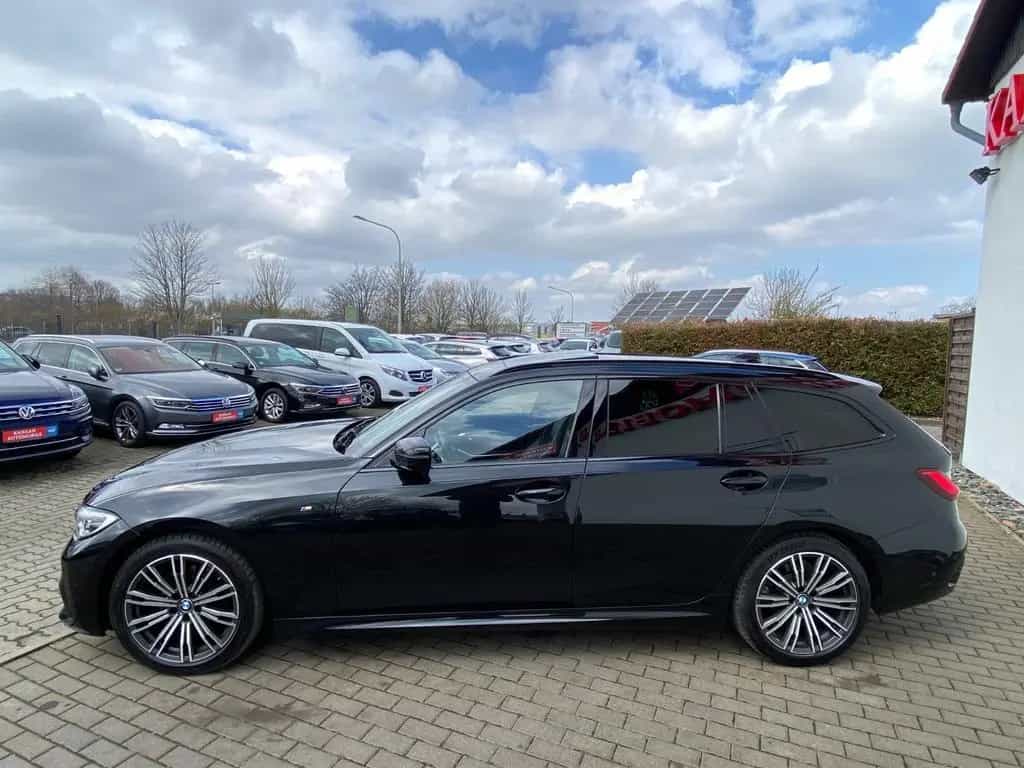 BMW 320 Touring 320 d xDrive M Sport-Paket / Mega Voll / 10/2019-photo-21