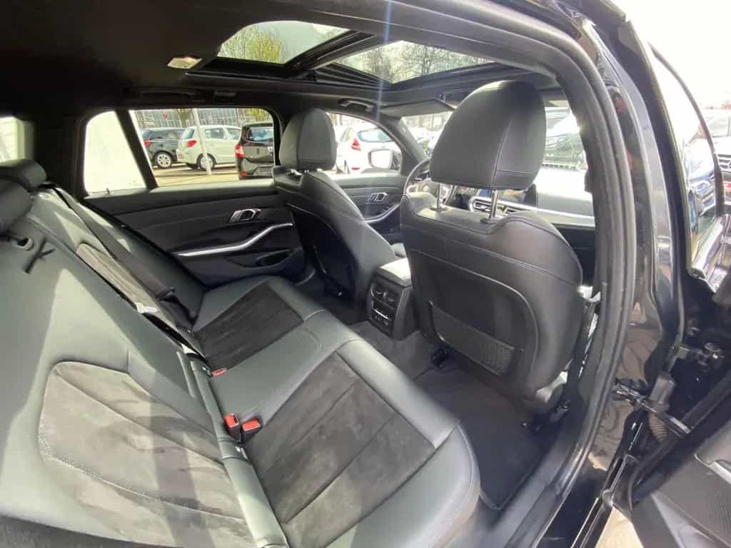 BMW 320 Touring 320 d xDrive M Sport-Paket / Mega Voll / 10/2019-photo-32