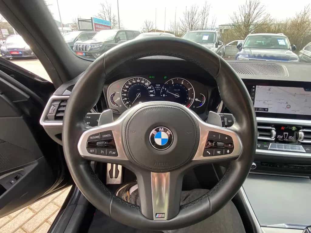 BMW 320 Touring 320 d xDrive M Sport-Paket / Mega Voll / 10/2019-photo-6