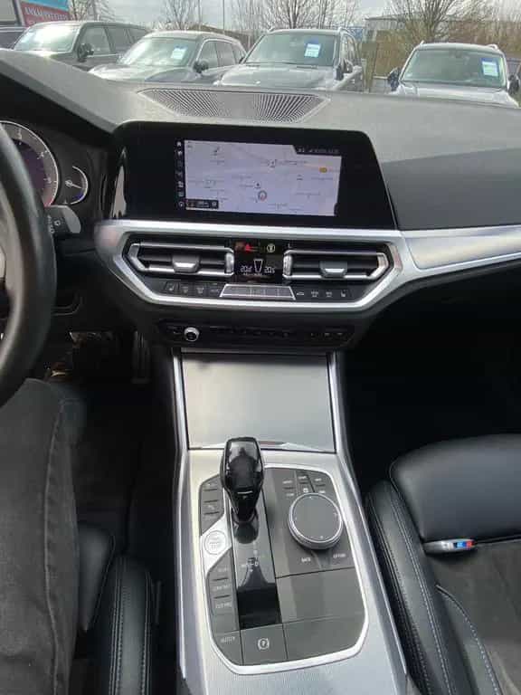 BMW 320 Touring 320 d xDrive M Sport-Paket / Mega Voll / 10/2019-photo-7