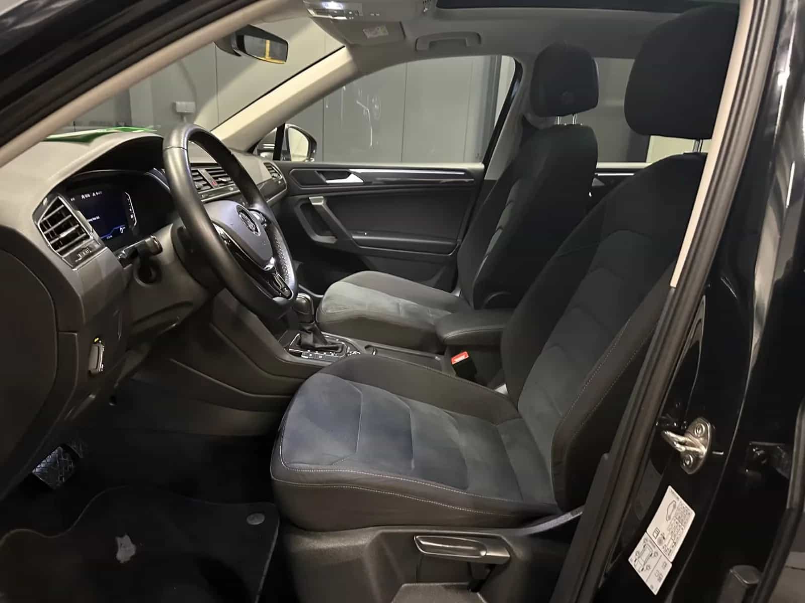 Volkswagen Tiguan Allspace 09/2021-photo-16