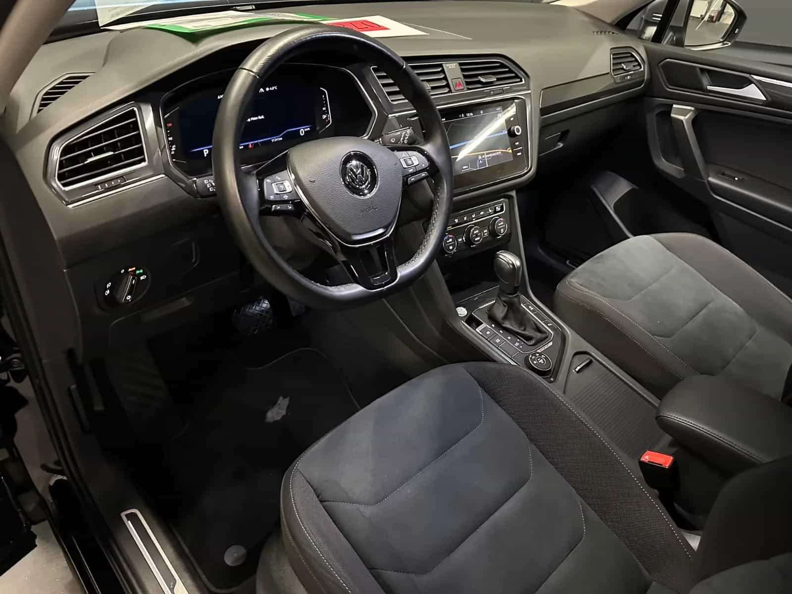 Volkswagen Tiguan Allspace 09/2021-photo-17