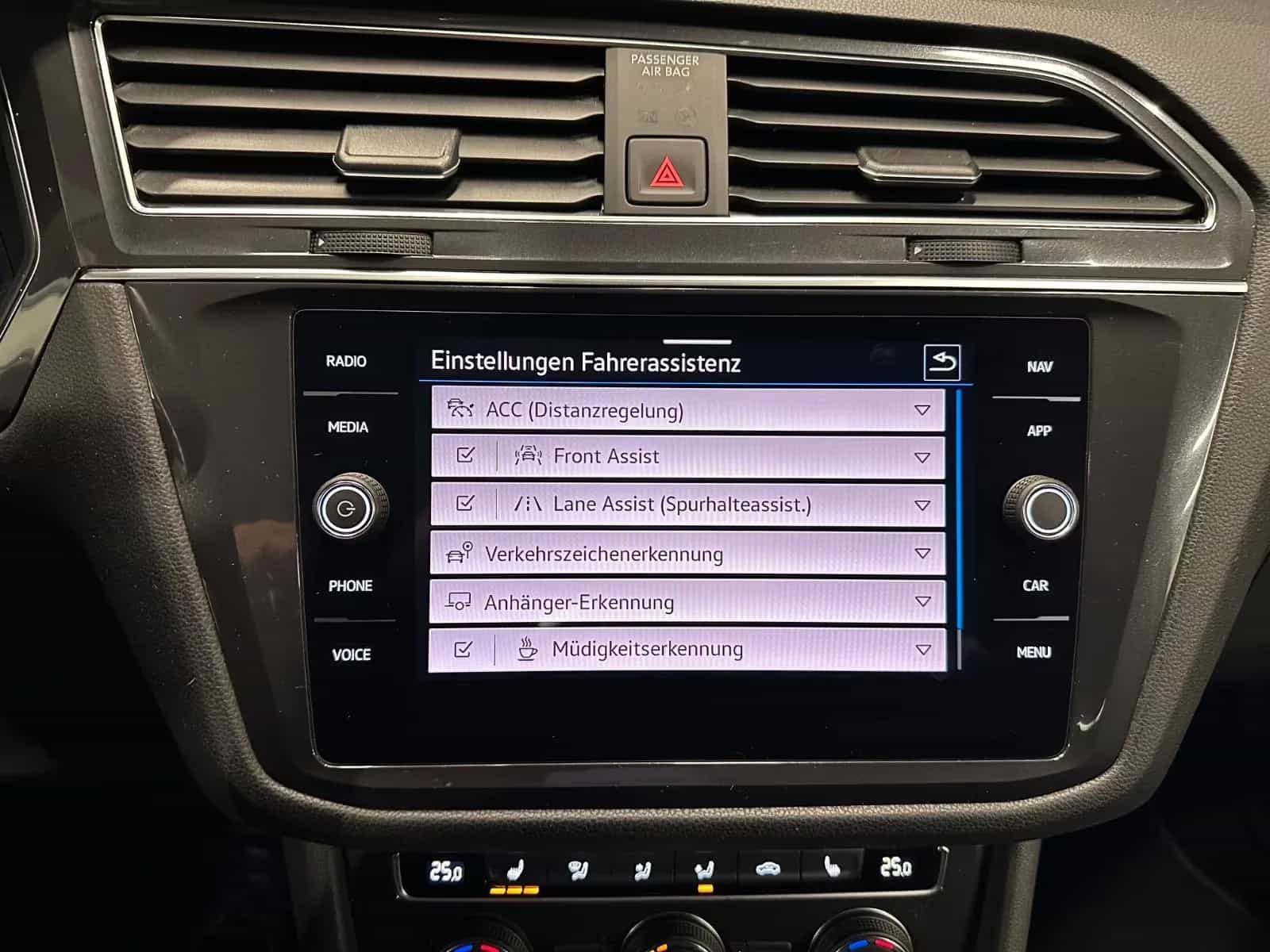 Volkswagen Tiguan Allspace 09/2021-photo-22