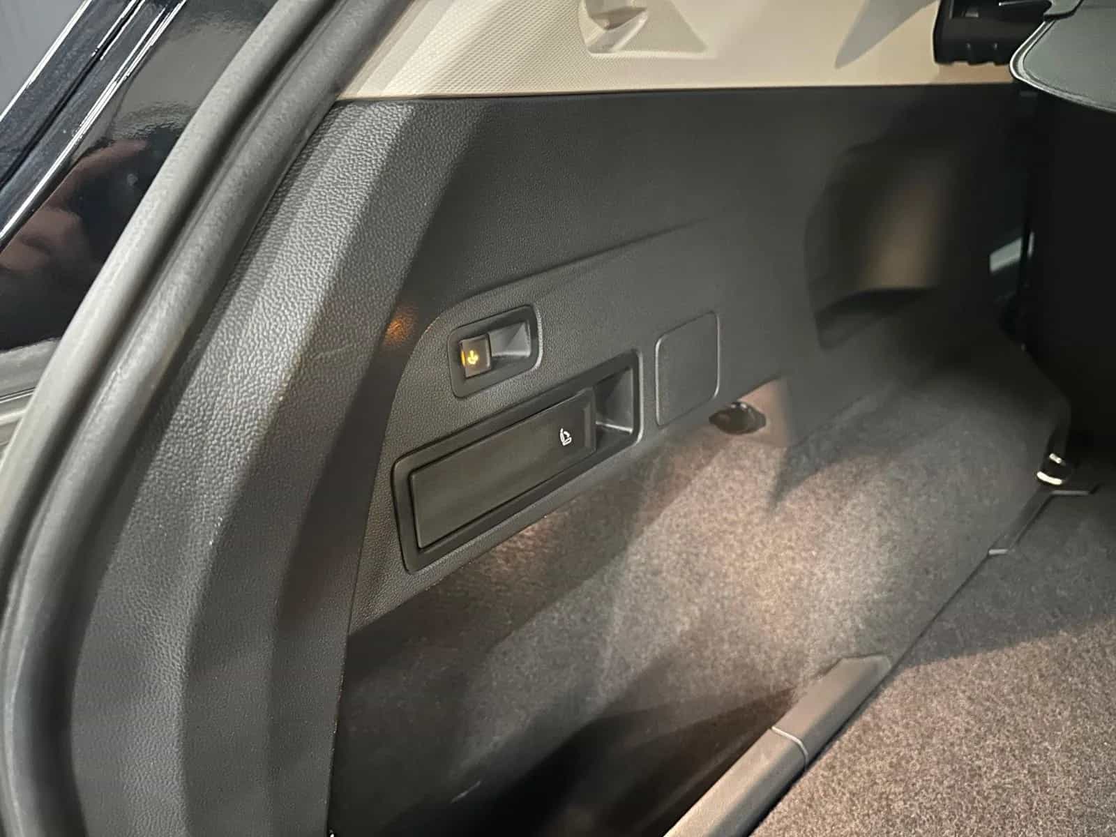 Volkswagen Tiguan Allspace 09/2021-photo-27
