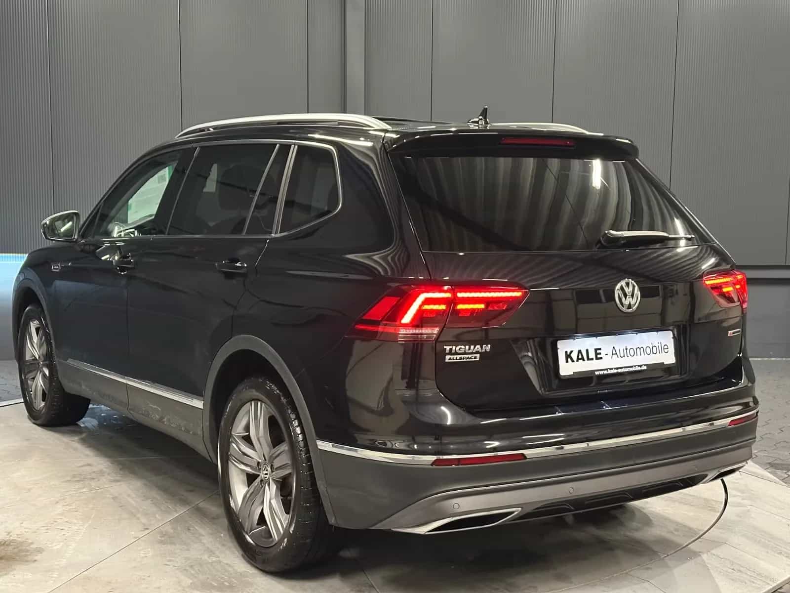 Volkswagen Tiguan Allspace 09/2021-photo-5