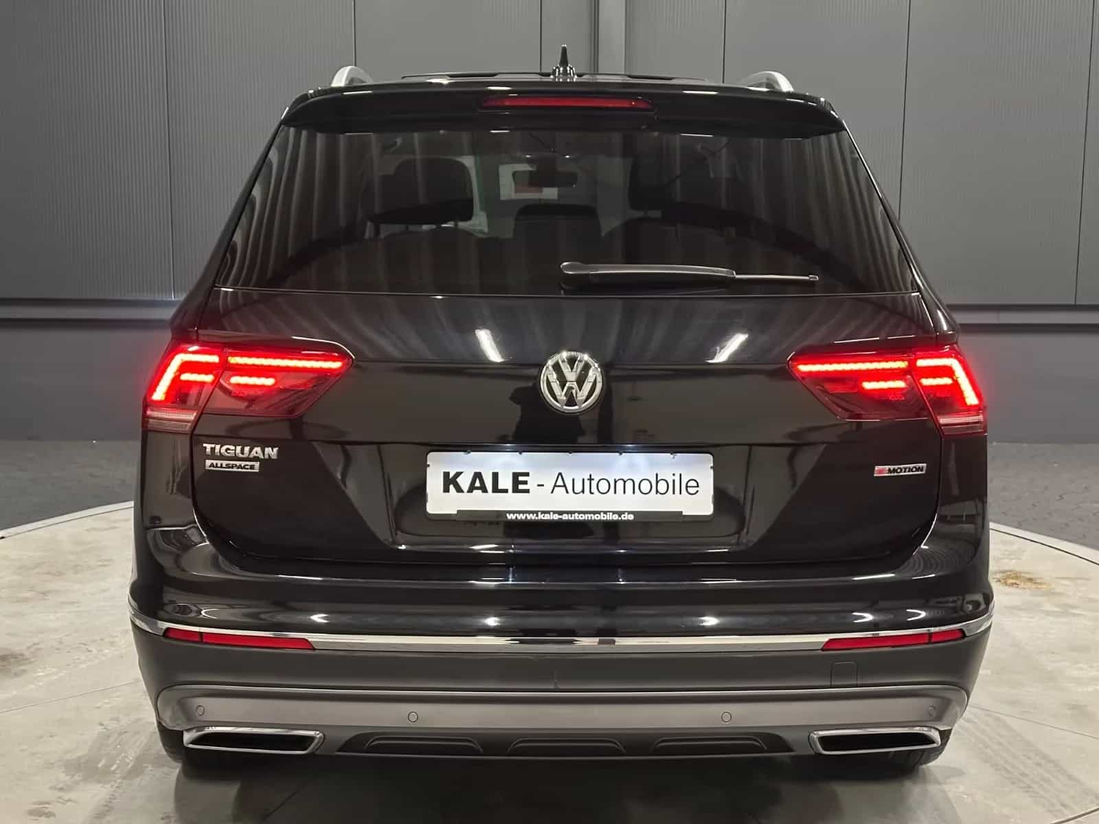 Volkswagen Tiguan Allspace 09/2021-photo-6