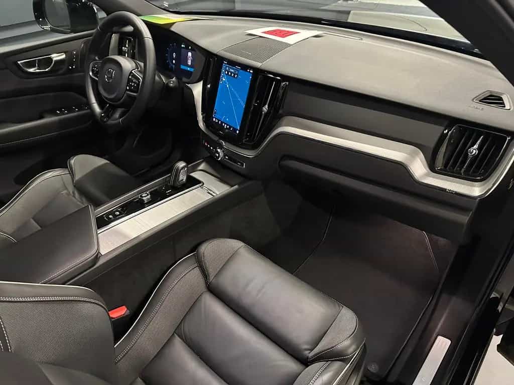 Volvo XC60 R-Design AWD *19Zoll*AHK*360°*Harman/Kardon 03/2022-photo-10