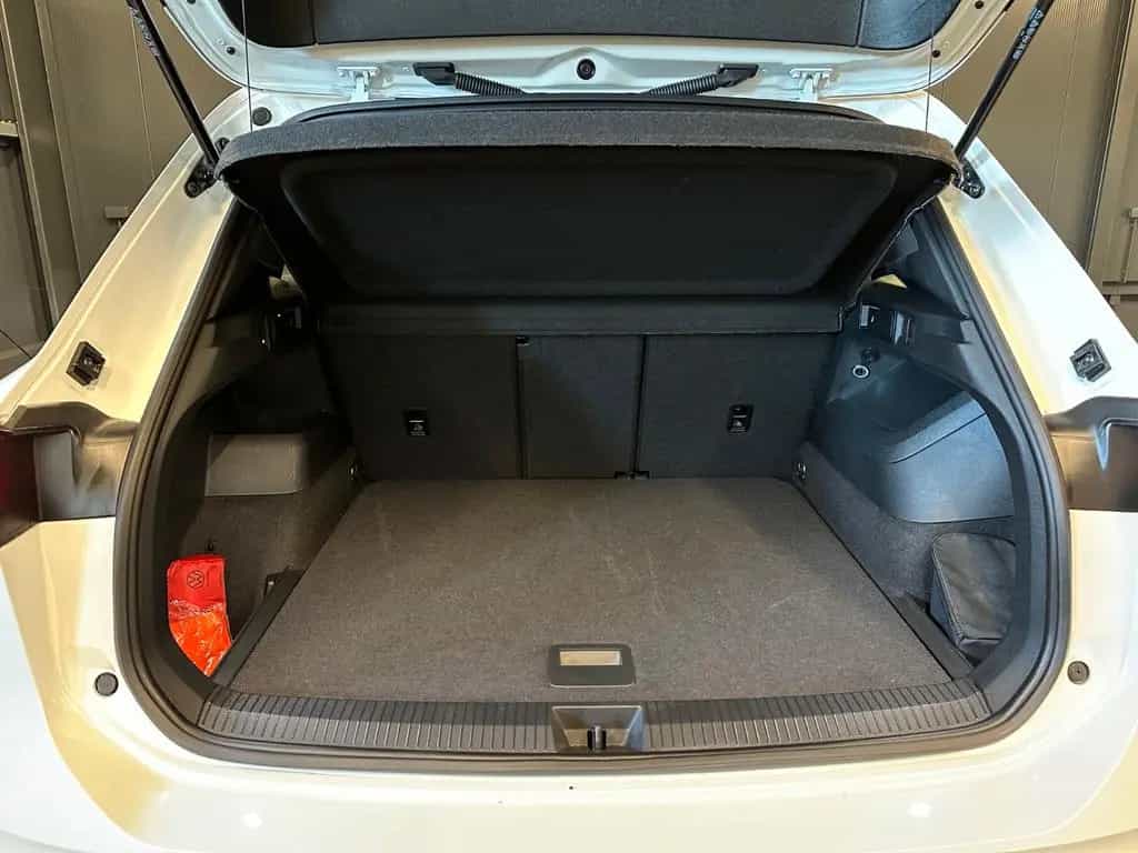 Volkswagen Tiguan 2.0 TDI 4Motion R-Line*19Zoll*AHK*Standhz 06/2024-photo-31