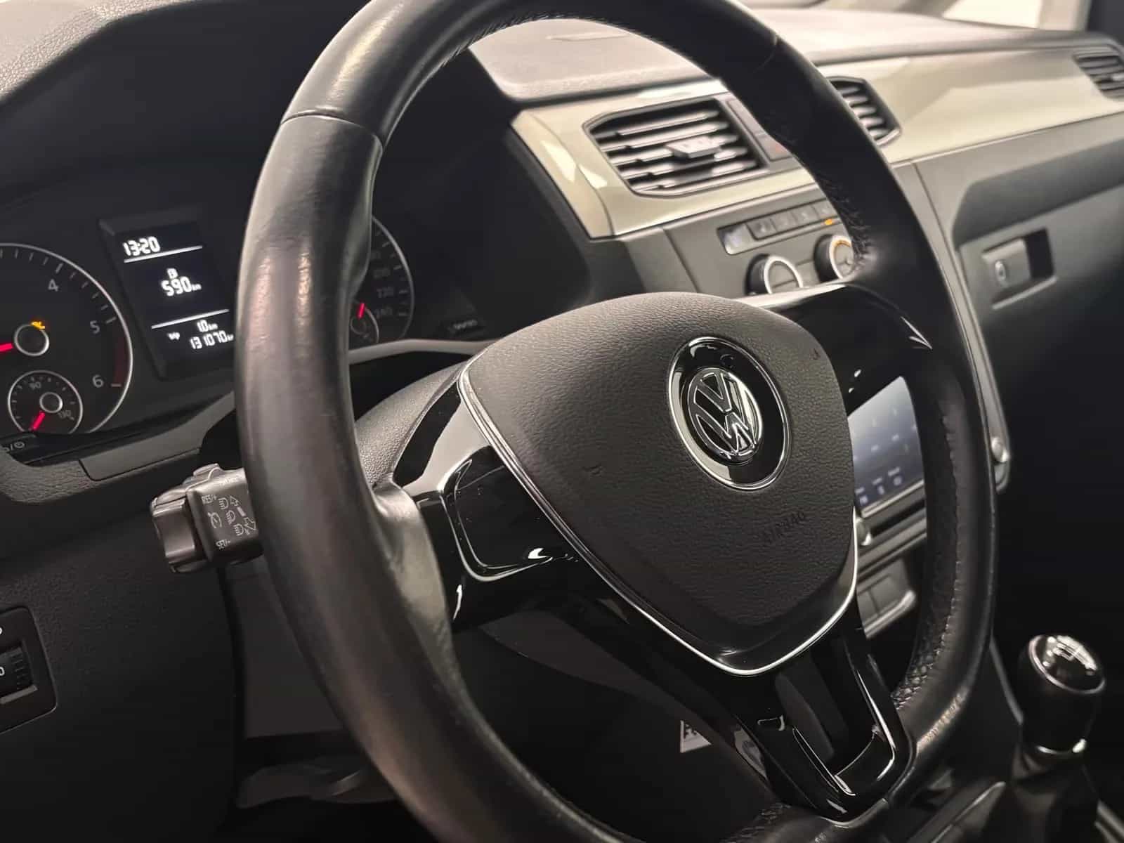 Volkswagen Caddy 04/2016-photo-15