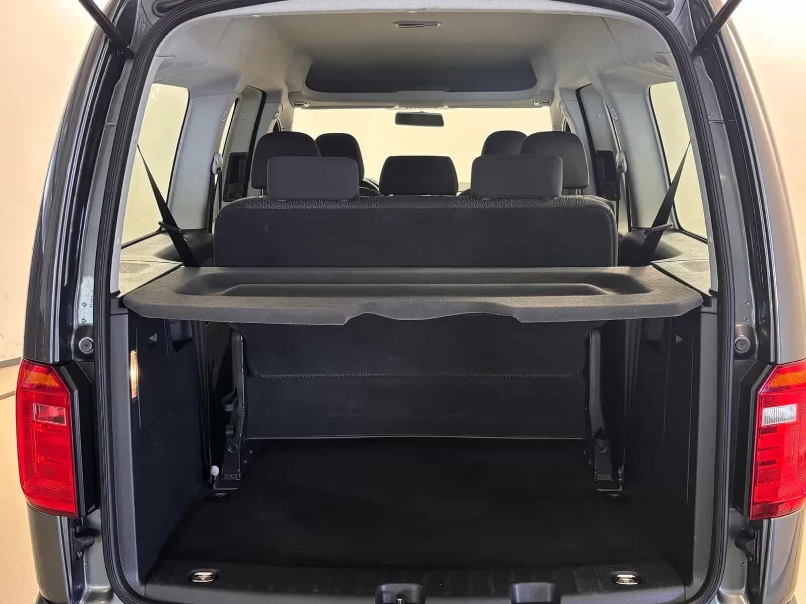 Volkswagen Caddy 04/2016-photo-16