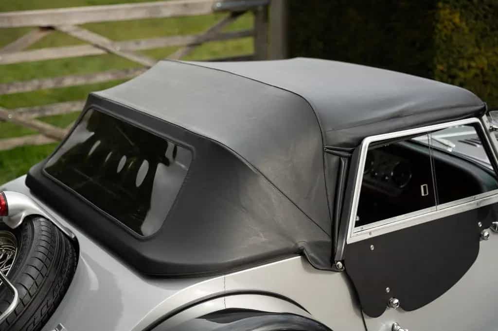 Morgan 4/4 2.0l Duratec 05/2010-photo-12