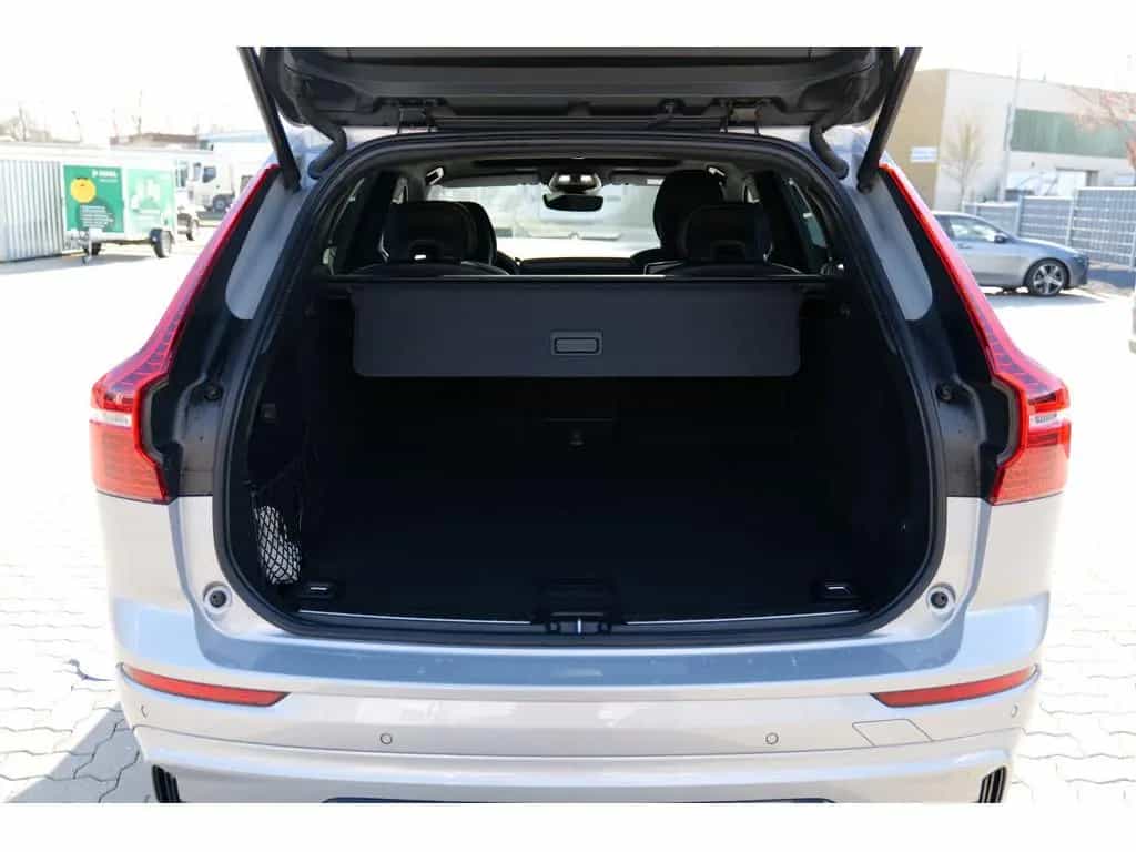Volvo XC60 B5 Ultimate Dark AWD FACEL. LED AHK STANDHZ 03/2023-photo-15
