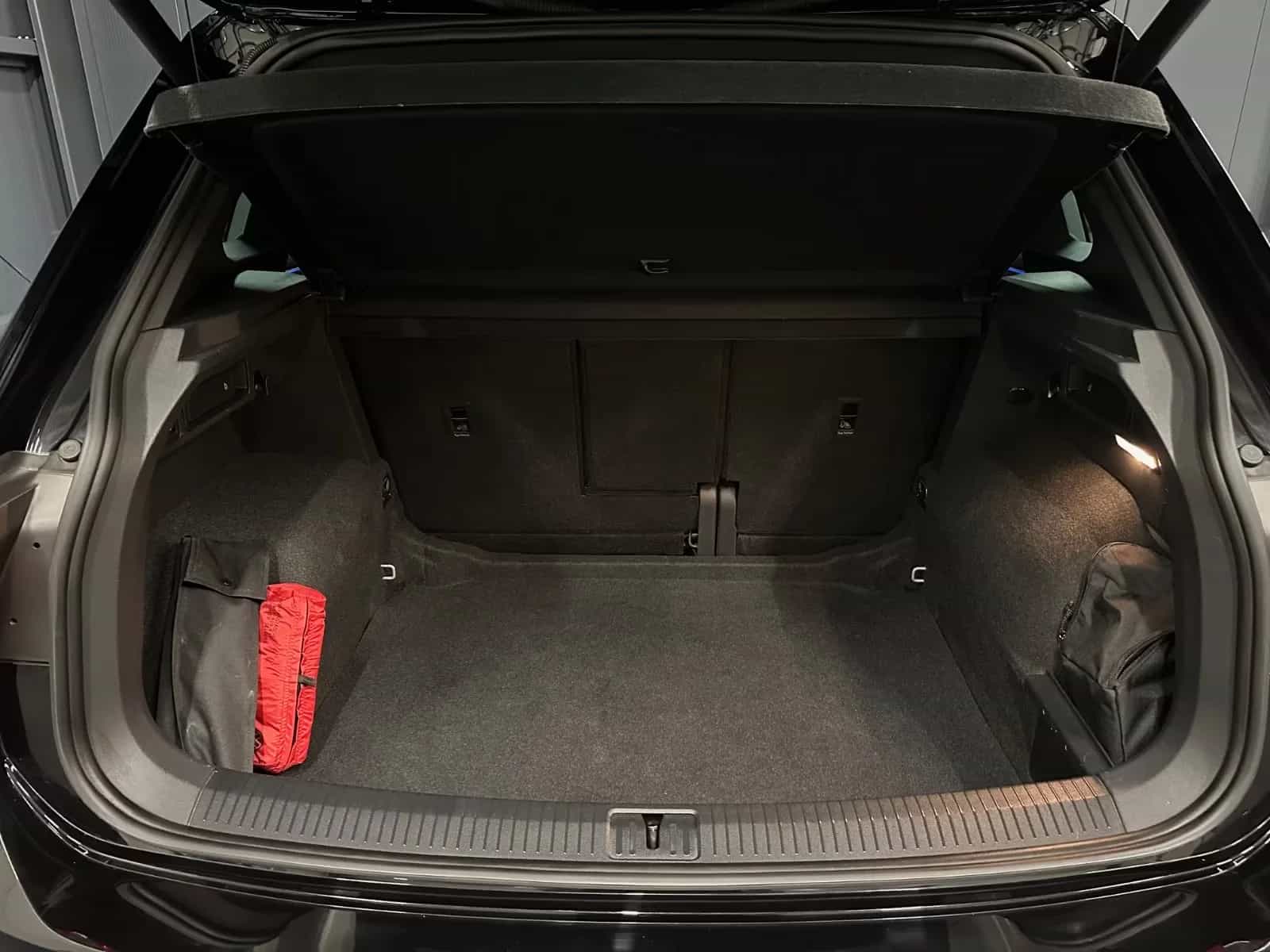 Volkswagen Tiguan 05/2021-photo-26