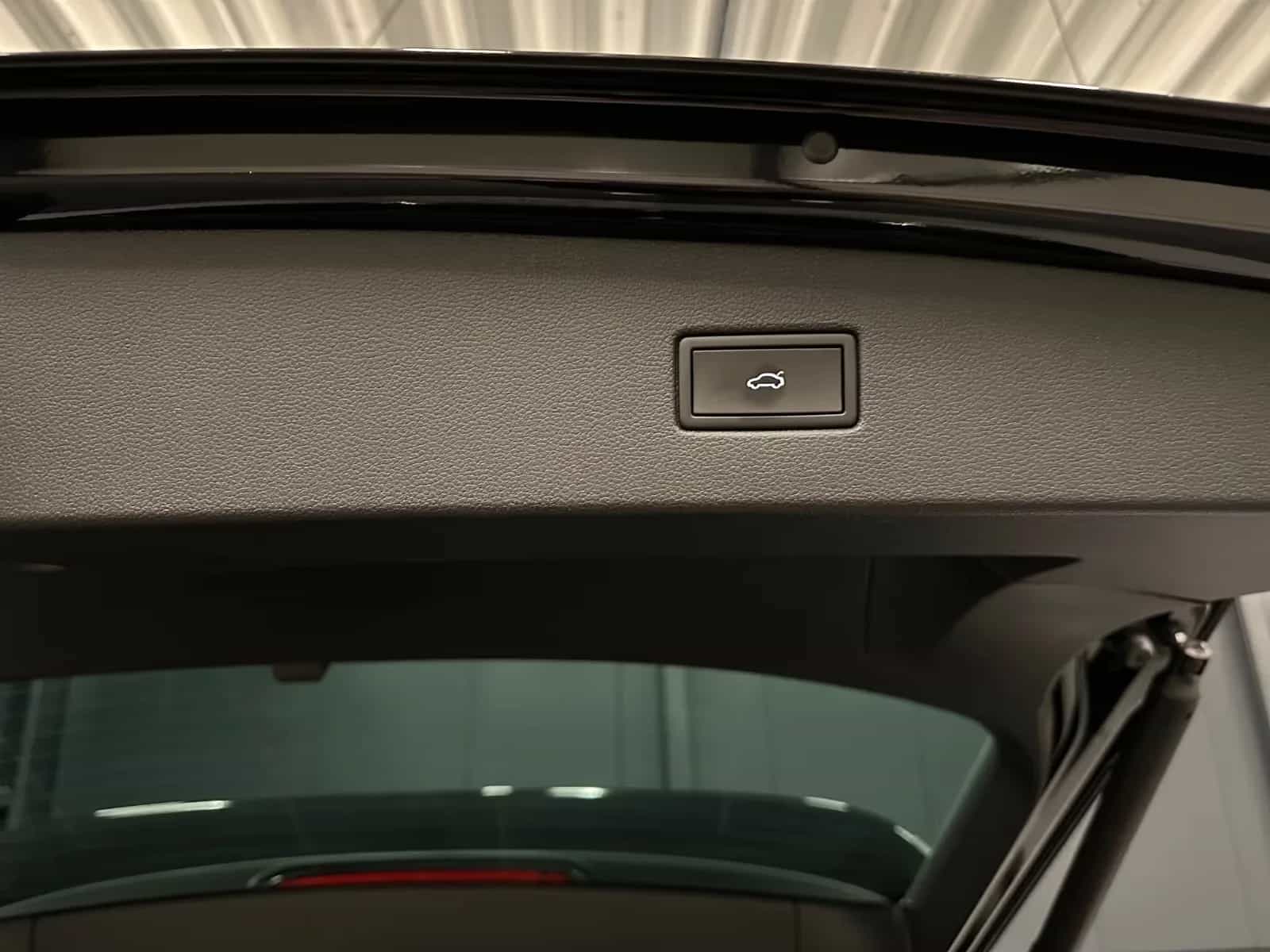 Volkswagen Tiguan 05/2021-photo-28