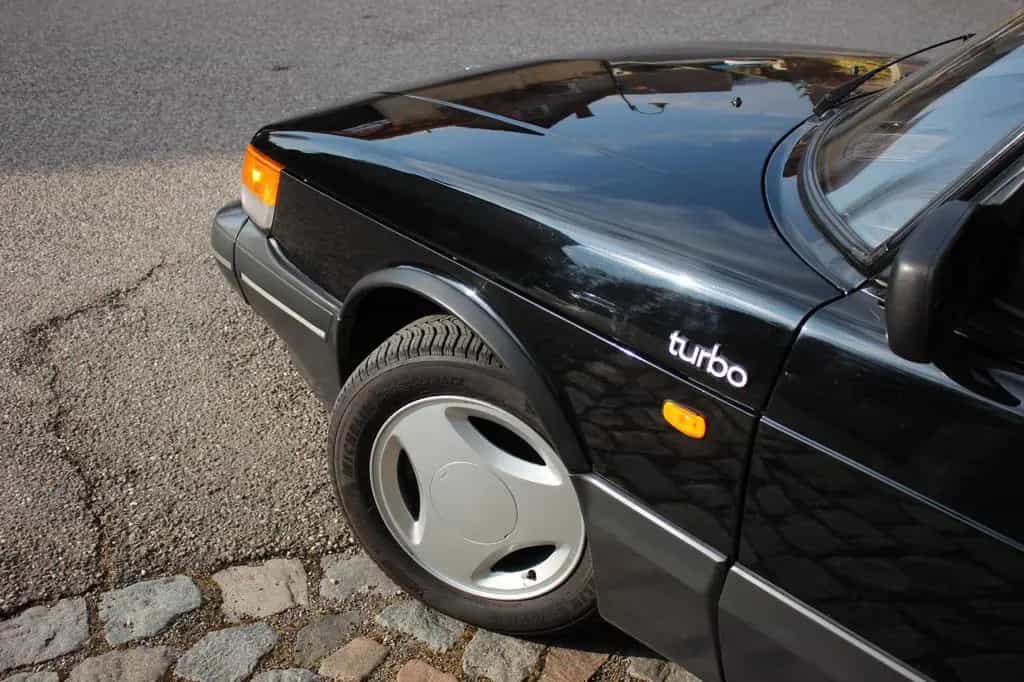 Saab 900 Turbo 16S MJ1988 schwarz Leder beige 07/1988-photo-13