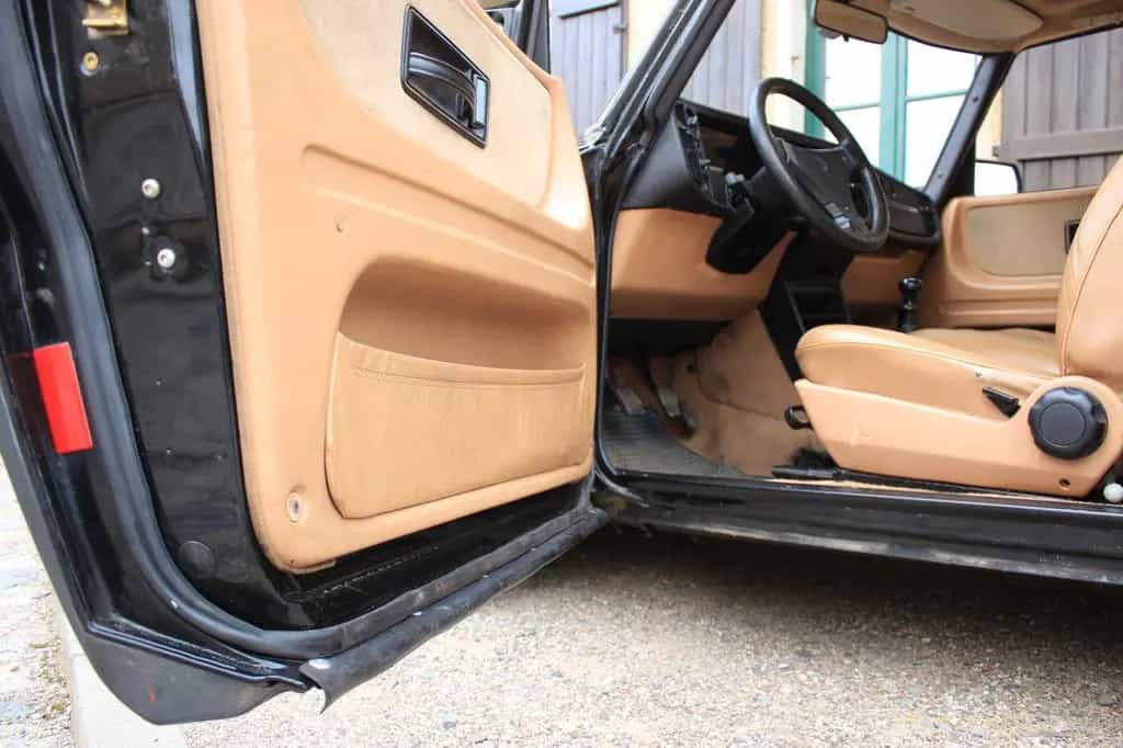 Saab 900 Turbo 16S MJ1988 schwarz Leder beige 07/1988-photo-7