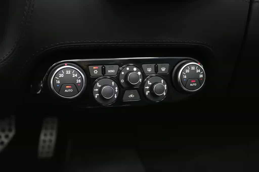 Ferrari 458 Spider NOVITEC*CAPRISTO*CARBON*LIFT*SHIELDS* 04/2012-photo-19