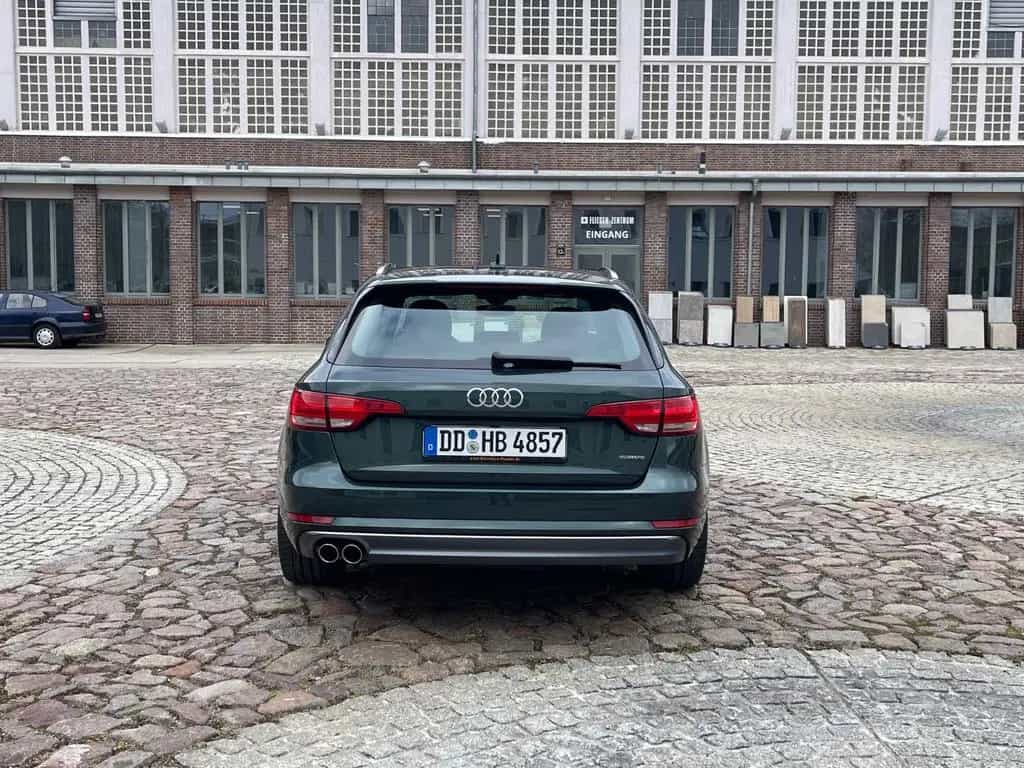 Audi A4 Avant quattro sport, S-Line, Standheizung 03/2018-photo-3