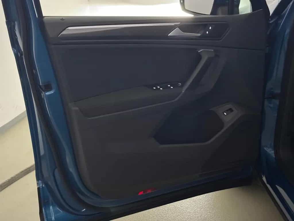 Volkswagen Tiguan 1.5 TSI Comfortl. AHK LED 1.Hd Navi-app 07/2019-photo-25