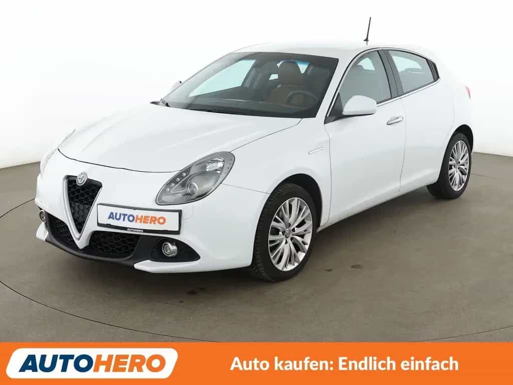 Alfa Romeo Giulietta 1.4 Turbo Super Aut.*TEMPO*PDC*SHZ* 06/2016-photo-0