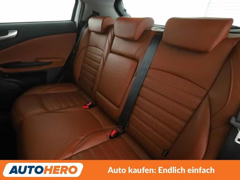 Alfa Romeo Giulietta 1.4 Turbo Super Aut.*TEMPO*PDC*SHZ* 06/2016-photo-13