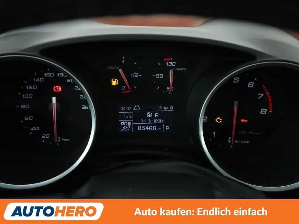 Alfa Romeo Giulietta 1.4 Turbo Super Aut.*TEMPO*PDC*SHZ* 06/2016-photo-19