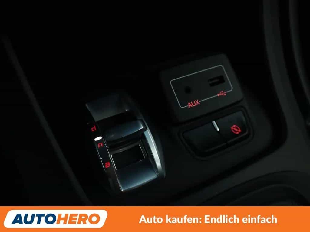 Alfa Romeo Giulietta 1.4 Turbo Super Aut.*TEMPO*PDC*SHZ* 06/2016-photo-22