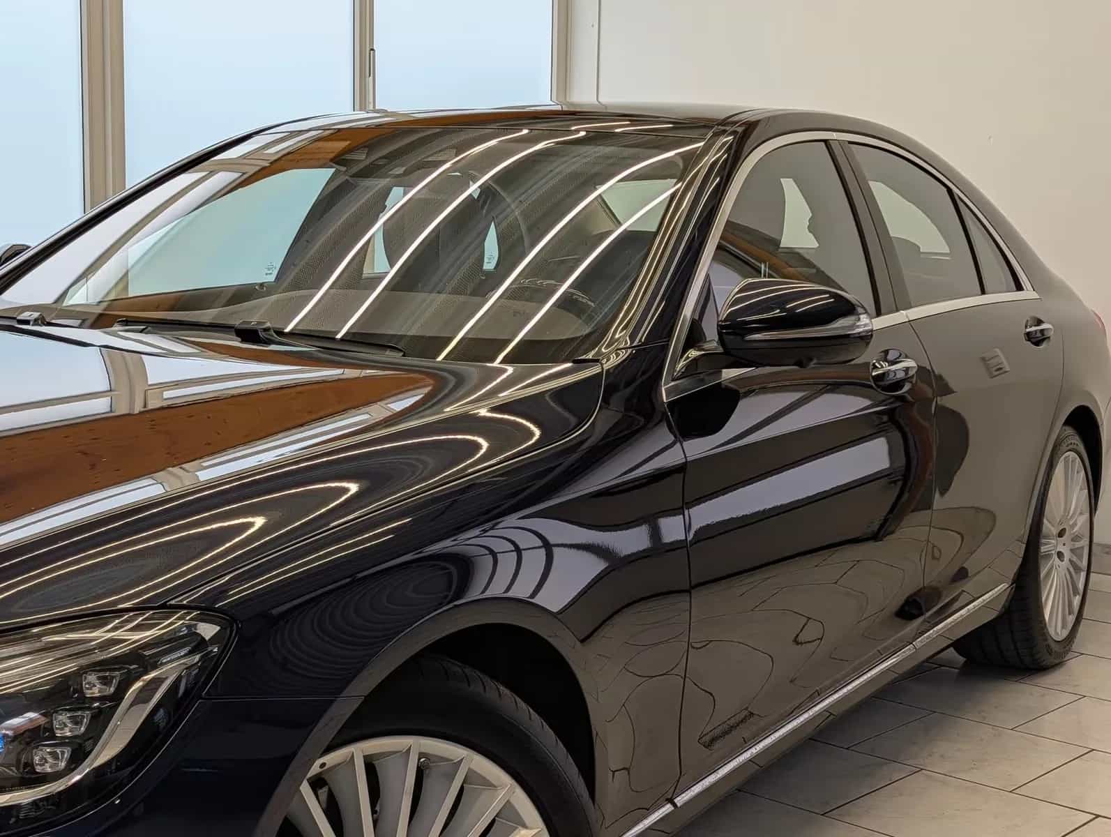 Mercedes-Benz S-Class 560 11/2017-photo-1