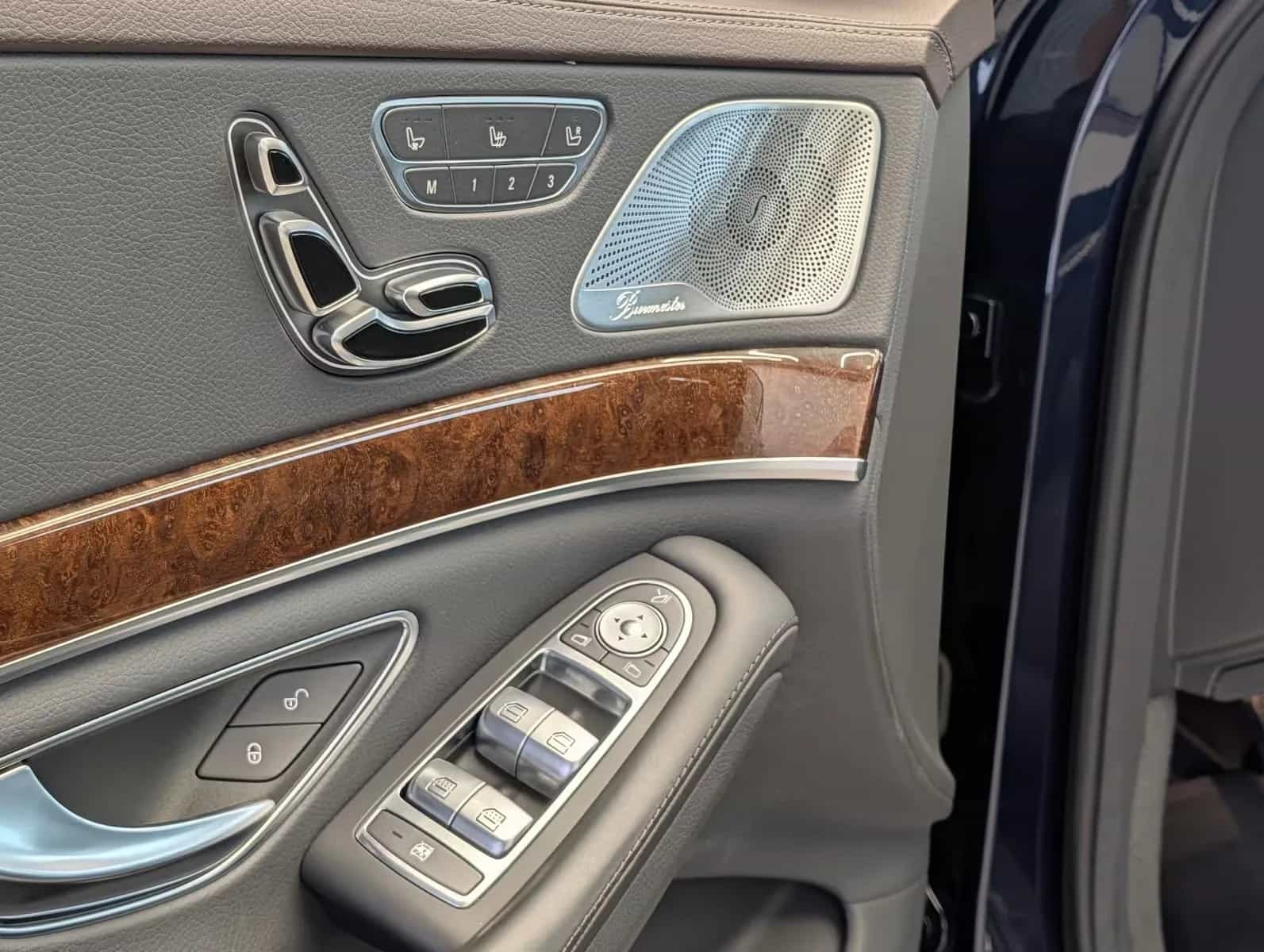 Mercedes-Benz S-Class 560 11/2017-photo-22