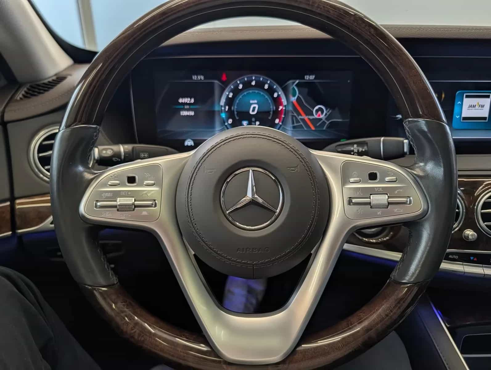 Mercedes-Benz S-Class 560 11/2017-photo-4