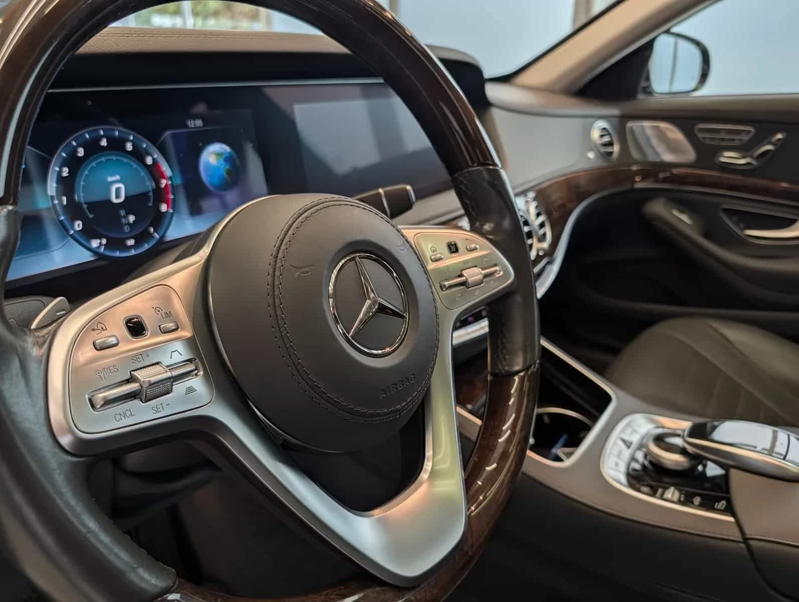 Mercedes-Benz S-Class 560 11/2017-photo-5