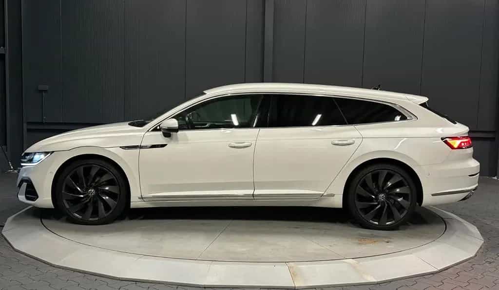 Volkswagen Arteon Shooting Brake R-Line 4Motion*20Zoll*DCC* 12/2021-photo-1