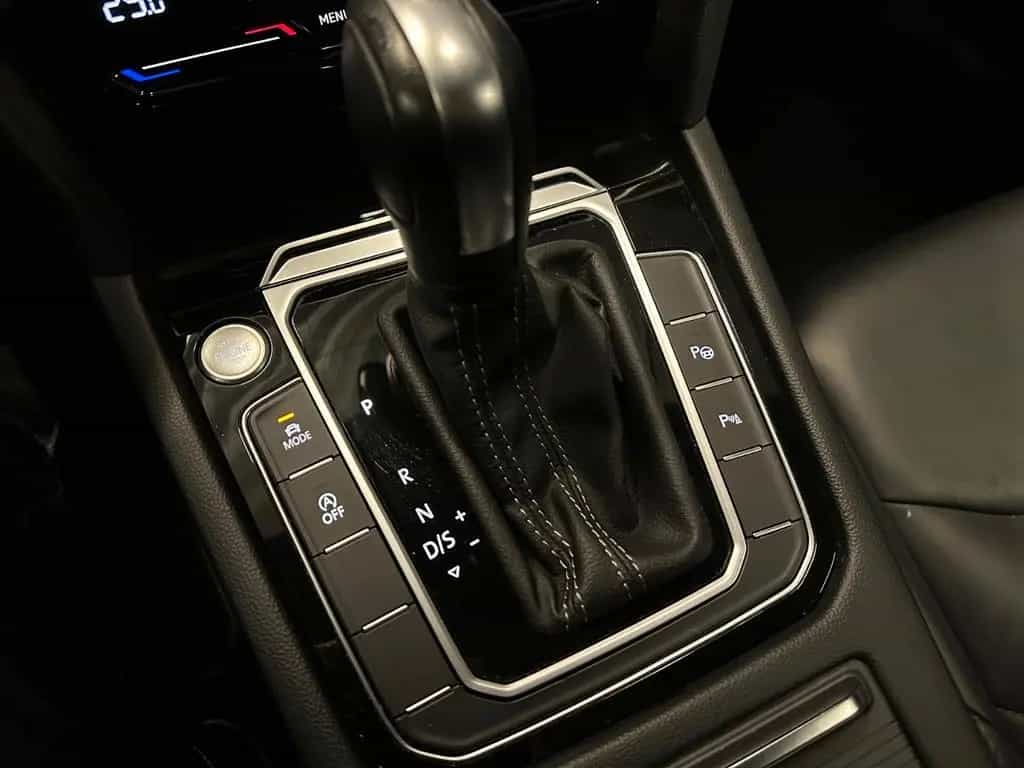 Volkswagen Arteon Shooting Brake R-Line 4Motion*20Zoll*DCC* 12/2021-photo-21