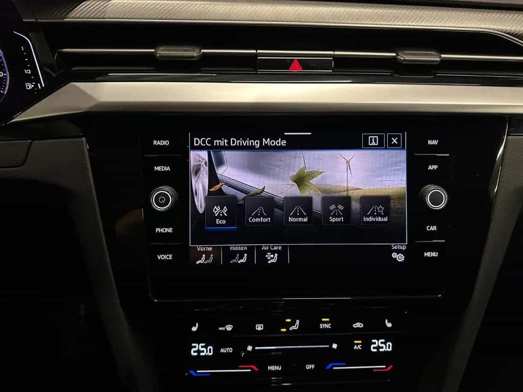 Volkswagen Arteon Shooting Brake R-Line 4Motion*20Zoll*DCC* 12/2021-photo-22