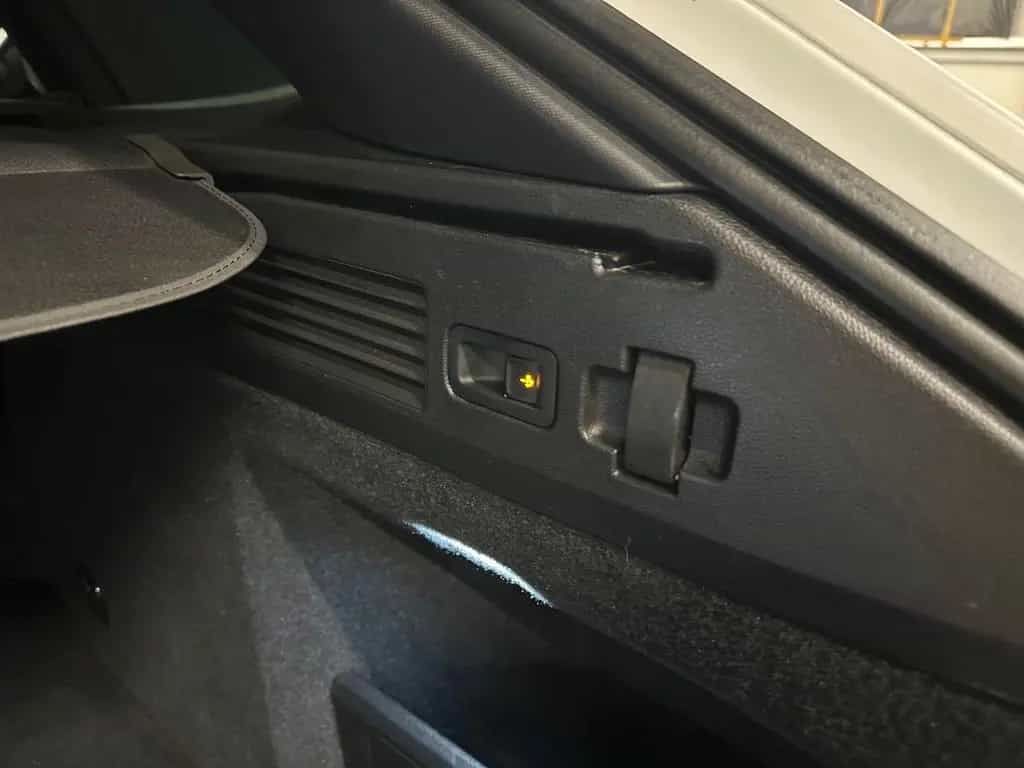 Volkswagen Arteon Shooting Brake R-Line 4Motion*20Zoll*DCC* 12/2021-photo-28