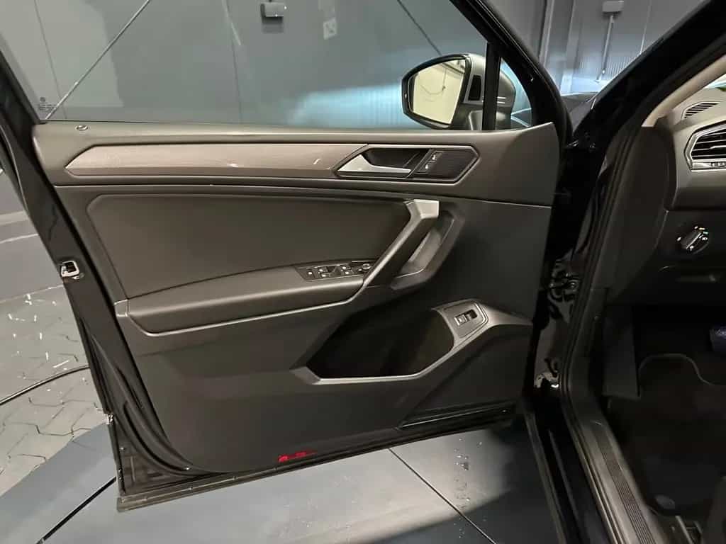 Volkswagen Tiguan Allspace Life 4Motion *PANORAMA*MASSAGE* 12/2022-photo-12