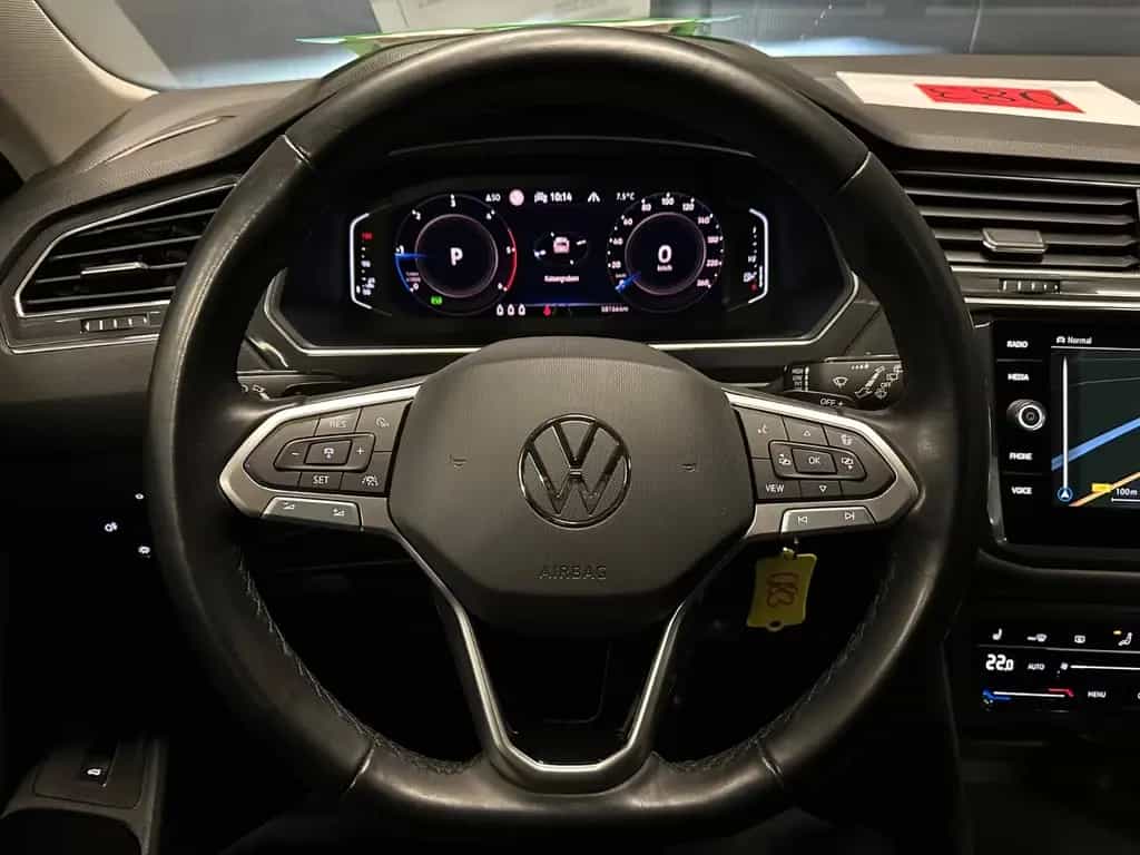 Volkswagen Tiguan Allspace Life 4Motion *PANORAMA*MASSAGE* 12/2022-photo-16