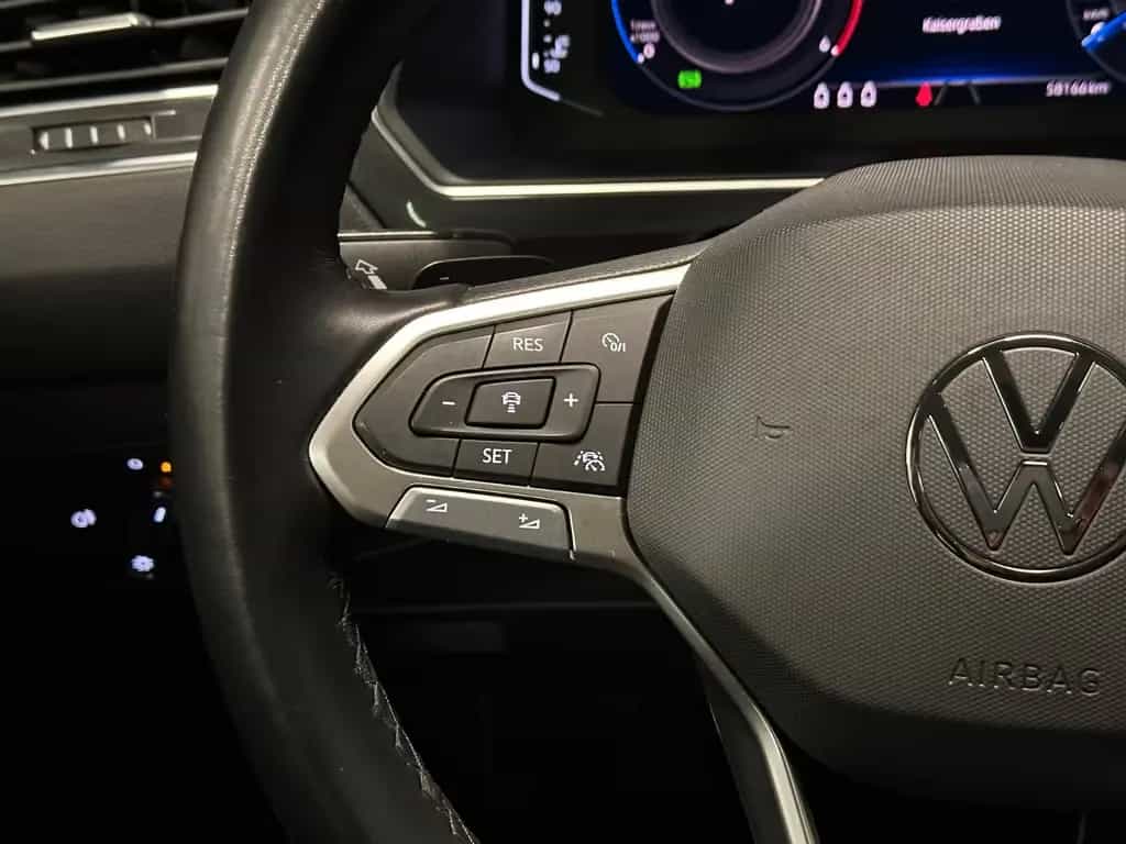 Volkswagen Tiguan Allspace Life 4Motion *PANORAMA*MASSAGE* 12/2022-photo-17