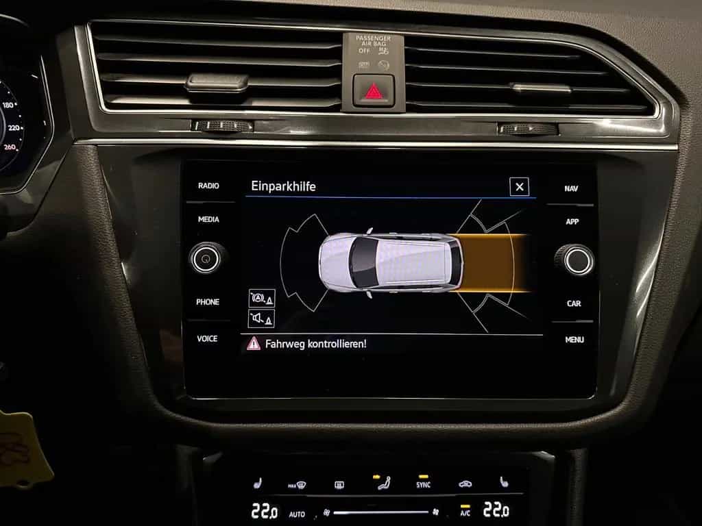 Volkswagen Tiguan Allspace Life 4Motion *PANORAMA*MASSAGE* 12/2022-photo-21