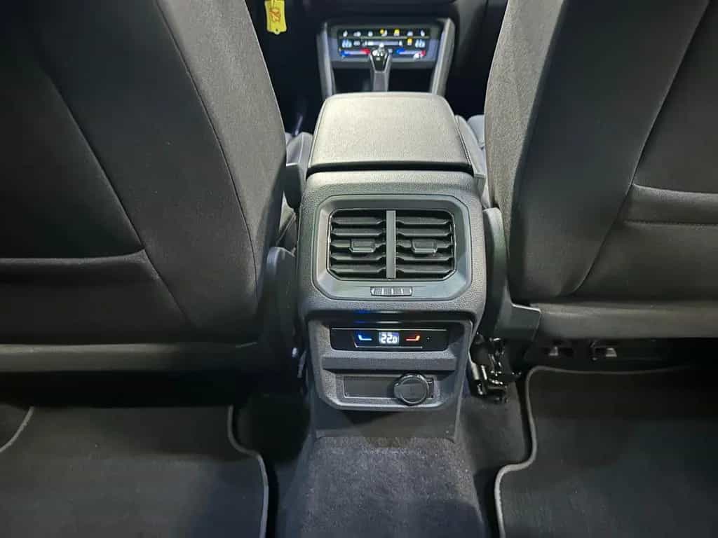 Volkswagen Tiguan Allspace Life 4Motion *PANORAMA*MASSAGE* 12/2022-photo-27