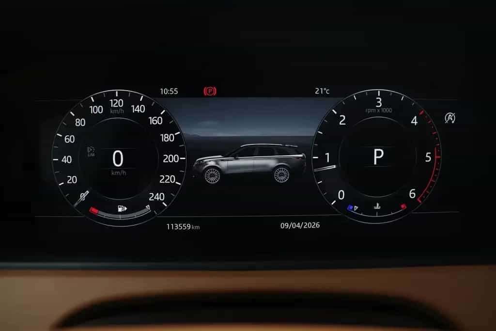Land Rover Range Rover Rover Velar 2.0 I4 AWD R-Dynamic SE | pano 08/2018-photo-18
