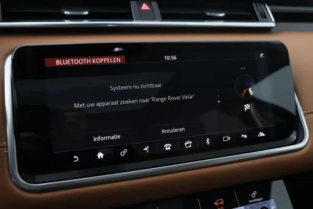 Land Rover Range Rover Rover Velar 2.0 I4 AWD R-Dynamic SE | pano 08/2018-photo-24