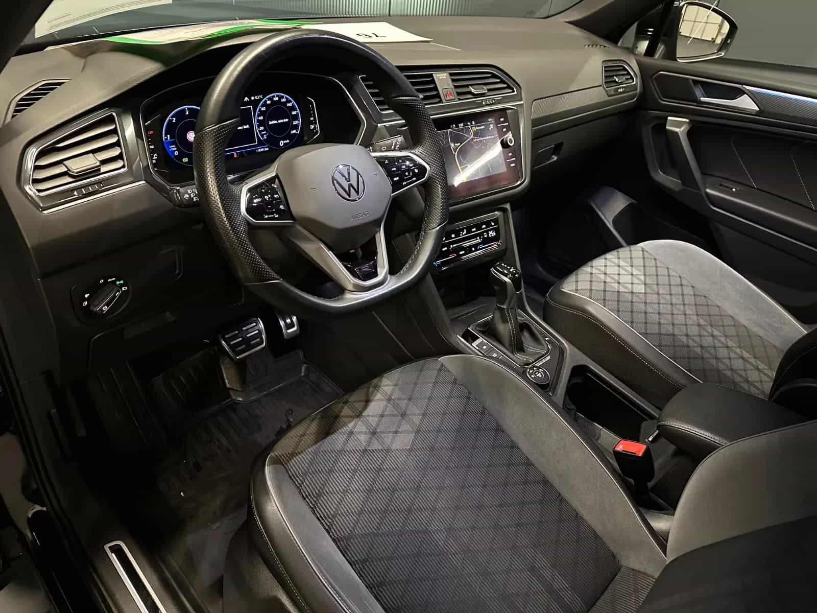 Volkswagen Tiguan Allspace 11/2022-photo-13