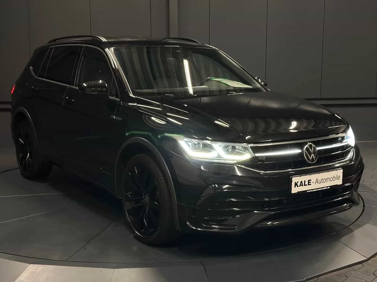 Volkswagen Tiguan Allspace 11/2022-photo-6